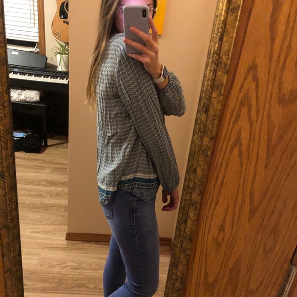 Old Navy blouse - Picture 2 of 3